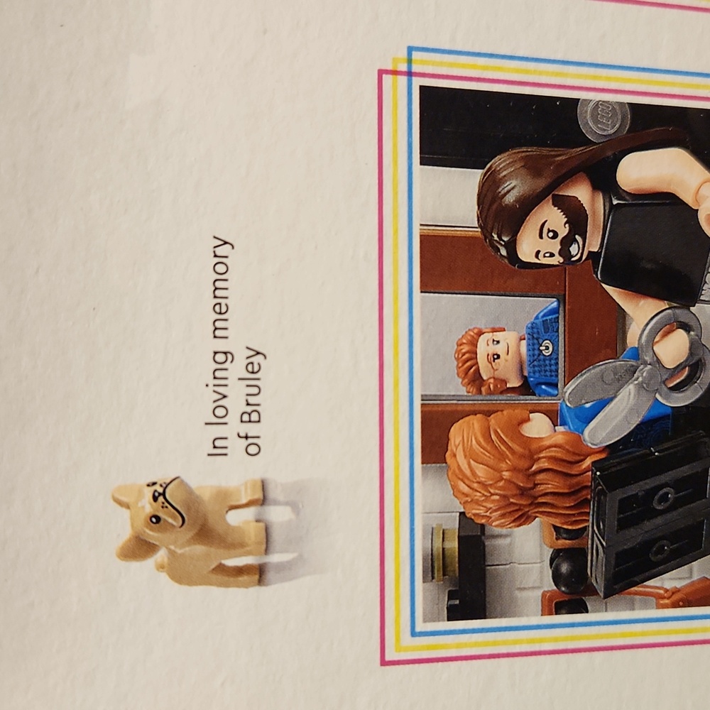 LEGO ICON Fab 5 Loft Set with Mini-Figures Released.  Retired 3/2023 - Picture 6 of 6